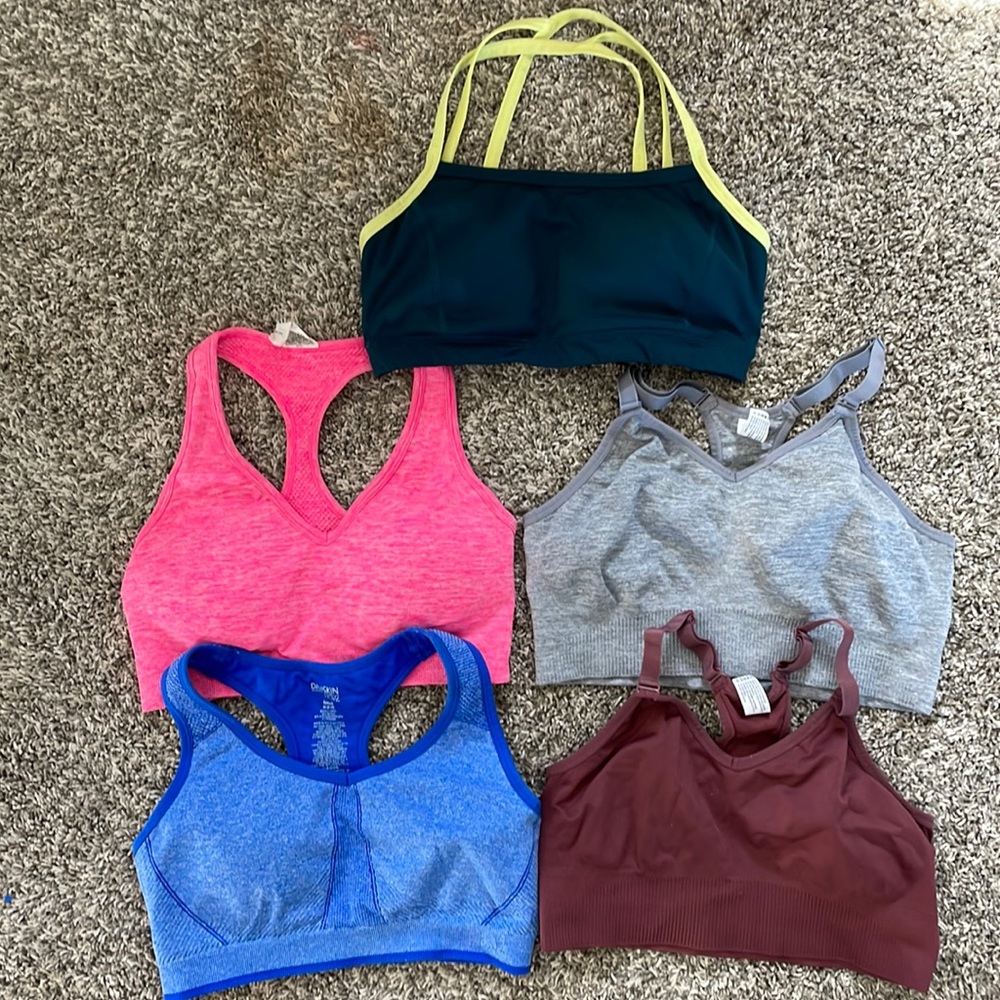 Lot 5 sports bras